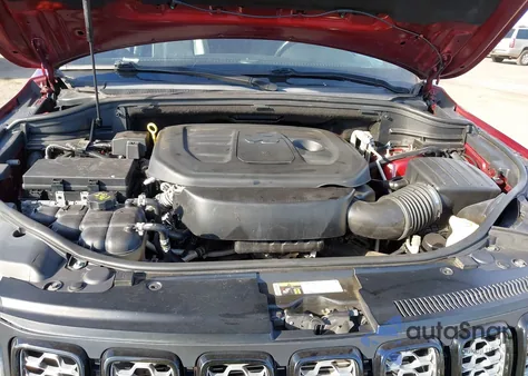 2019 Jeep Grand Cherokee Altitude 4X4 из США, поврежденный, VIN 1C4RJFAG0KC709449